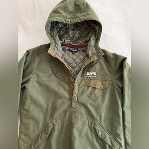 Patagonia Reclaimed Wool T-Snap insulated jacket green. Size M